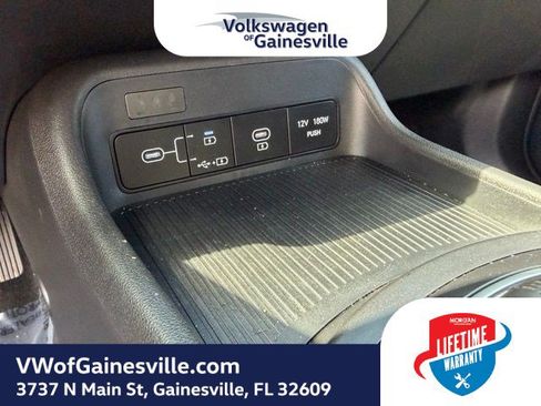 Used 2025 Hyundai Kona SEL AWD/4WD image 27