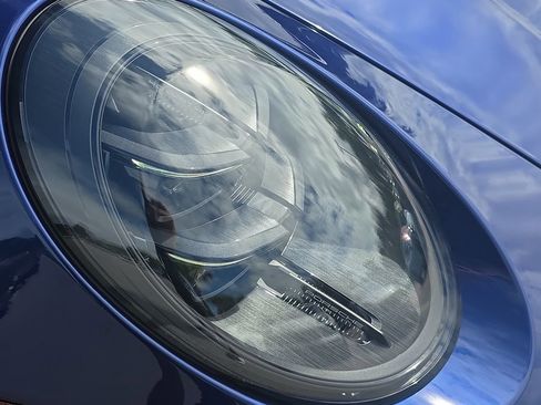 Certified 2025 Porsche 911 Carrera GTS image 15