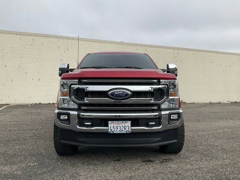 Certified 2022 Ford F250 XLT w/ XLT Premium Package image 17