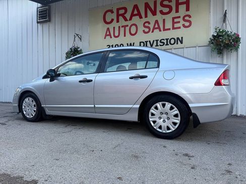 Used 2011 Honda Civic DX-VP image 7