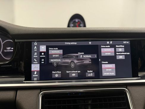 Used 2018 Porsche Panamera 4S AWD/4WD image 58