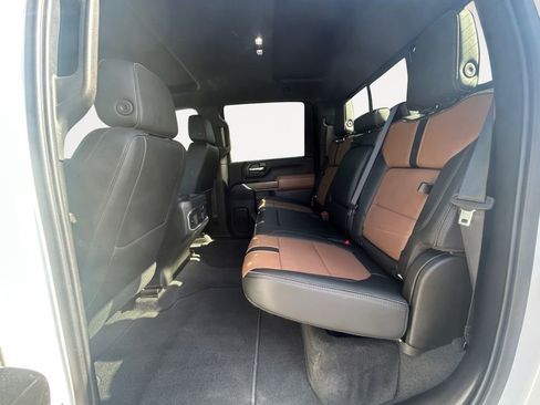 Used 2020 Chevrolet Silverado 3500 High Country w/ Z71 Off-Road Package image 11