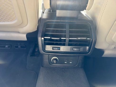 Used 2023 Audi Q3 2.0T Premium w/ Convenience Package AWD/4WD image 25