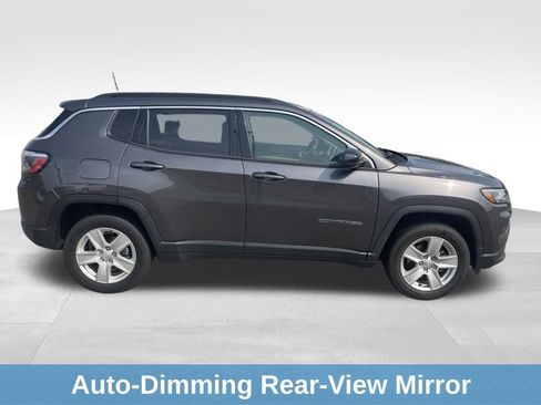 Used 2022 Jeep Compass Latitude w/ Convenience Group AWD/4WD image 21