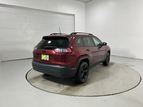 Used 2020 Jeep Cherokee Latitude Plus AWD/4WD image 36