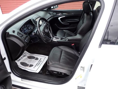 Used 2016 Buick Regal Premium FWD image 7