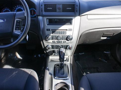Used 2012 Ford Fusion SE image 17