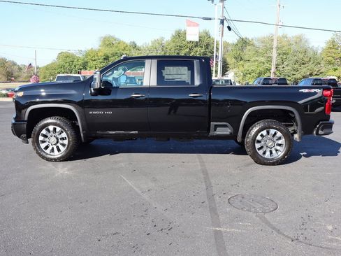 New 2025 Chevrolet Silverado 2500 Custom w/ Custom Value Package image 19