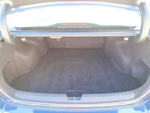 Used 2016 Hyundai Sonata Limited w/ Option Group 05 image 15