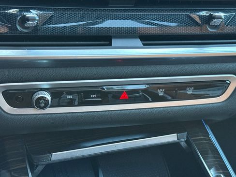 Certified 2024 BMW X5 xDrive50e w/ Premium Package image 25