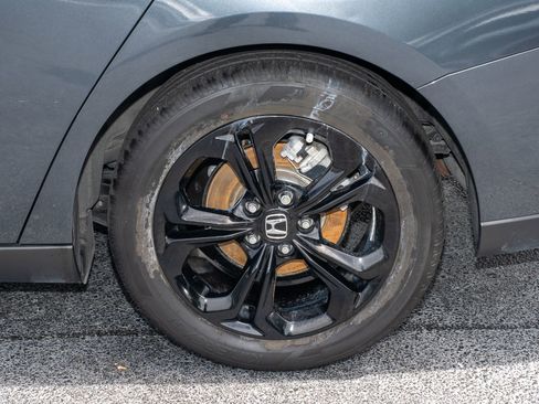 Certified 2025 Honda Accord SE image 38