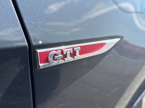 Used 2016 Volkswagen GTI SE w/ Lighting Package (SEL) FWD image 17