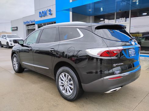 Used 2024 Buick Enclave Essence w/ Trailering Package, 5000 lbs. image 2