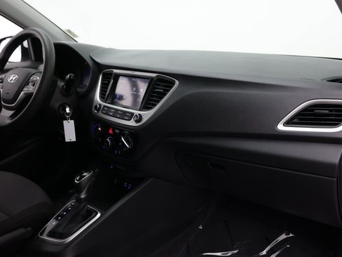 Used 2022 Hyundai Accent SEL FWD image 35