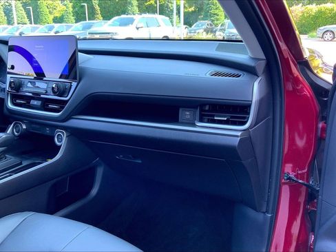 Used 2025 Toyota Grand Highlander AWD image 20
