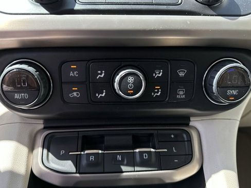Certified 2021 GMC Acadia Denali w/ Denali Technology Package FWD image 27