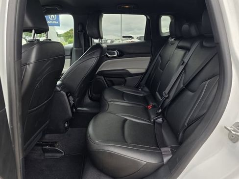 Used 2025 Jeep Compass Limited AWD/4WD image 21