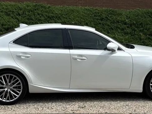 Used 2015 Lexus IS 250 AWD w/ Navigation System Package image 5