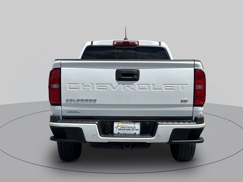 Used 2022 Chevrolet Colorado Z71 AWD/4WD image 4
