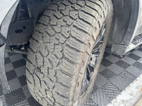 Used 2017 Nissan Armada Platinum w/ Captain Seat Package image 62