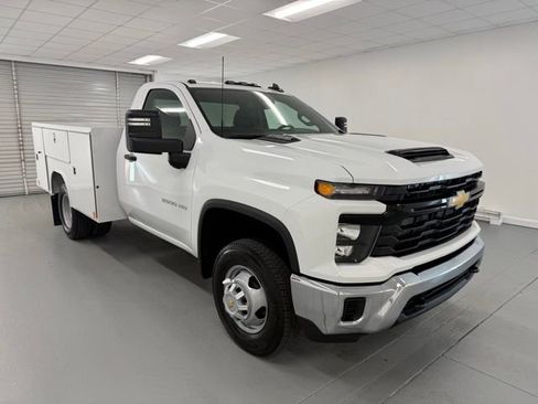 New 2026 Chevrolet Silverado 3500 W/T w/ WT Convenience Package image 3