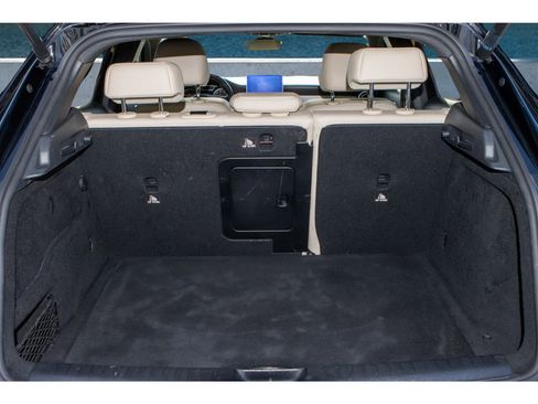 Used 2020 Mercedes-Benz GLA 250 w/ Multimedia Package image 9