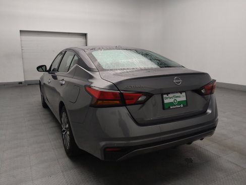 Used 2025 Nissan Altima 2.5 SV FWD image 5