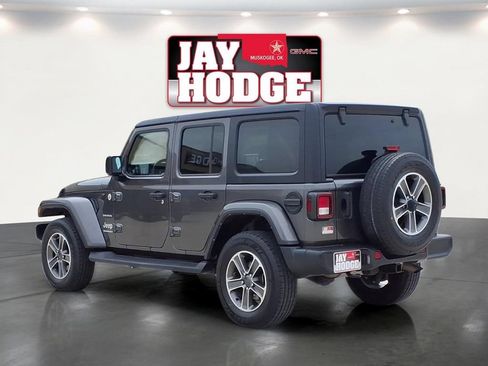 Used 2023 Jeep Wrangler Unlimited Sahara AWD/4WD image 4