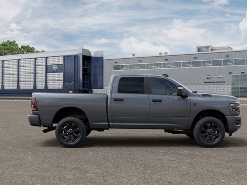 New 2026 RAM 2500 Big Horn AWD/4WD image 21