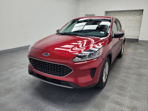 Used 2022 Ford Escape SE image 15