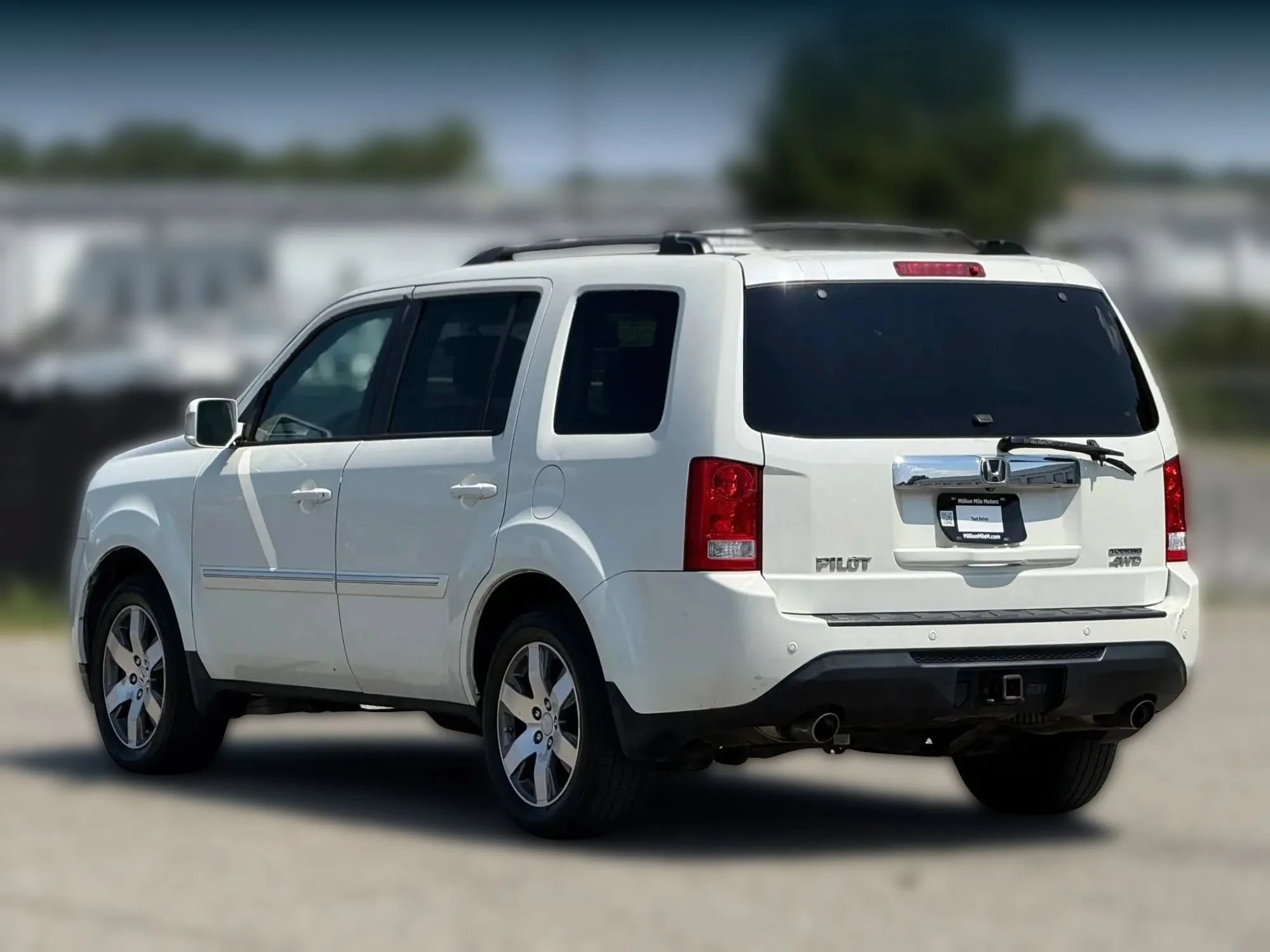 Used 2015 Honda Pilot Touring image 10