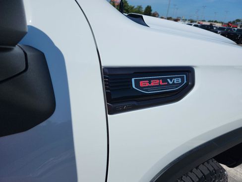 Certified 2025 GMC Sierra 1500 AT4X AWD/4WD image 8
