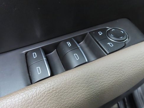 Used 2023 GMC Canyon Denali image 66