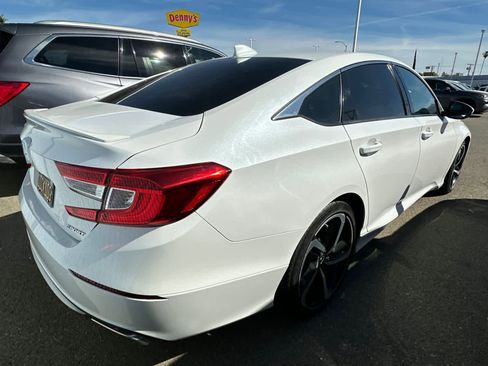Used 2019 Honda Accord Sport image 4