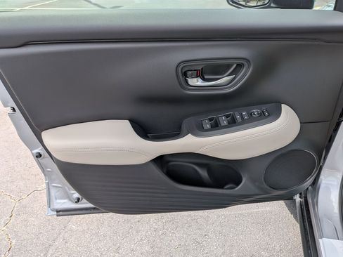 New 2026 Honda HR-V LX image 11