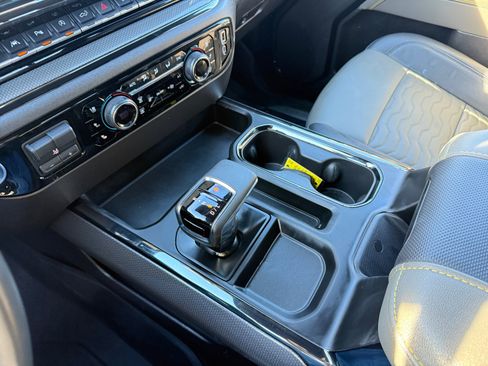 Used 2024 Chevrolet Silverado 1500 ZR2 w/ Technology Package image 13