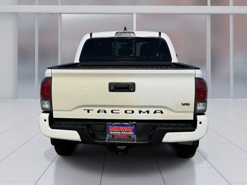 Used 2021 Toyota Tacoma TRD Off-Road w/ Technology Package image 5