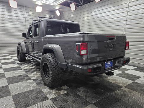 Used 2023 Jeep Gladiator Sport AWD/4WD image 7