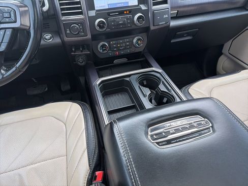 Used 2020 Ford F250 Limited w/ FX4 Off-Road Package image 17