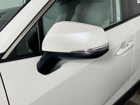 Used 2024 Toyota RAV4 XLE Premium image 13