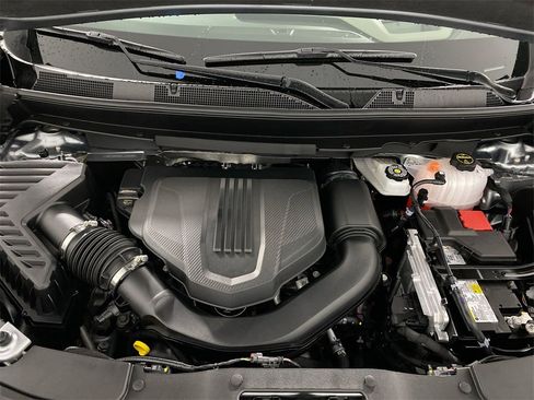 Used 2025 GMC Acadia Elevation w/ Elevation Premium Package image 26