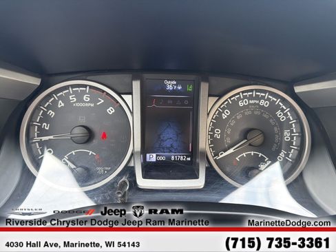 Used 2018 Toyota Tacoma SR5 w/ Four Season Floor Mat Package image 20