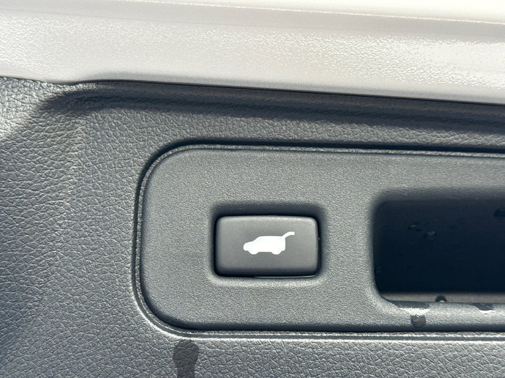 Certified 2024 Honda Passport EX-L image 17