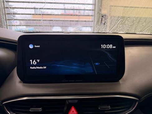 Used 2021 Hyundai Santa Fe Limited image 16