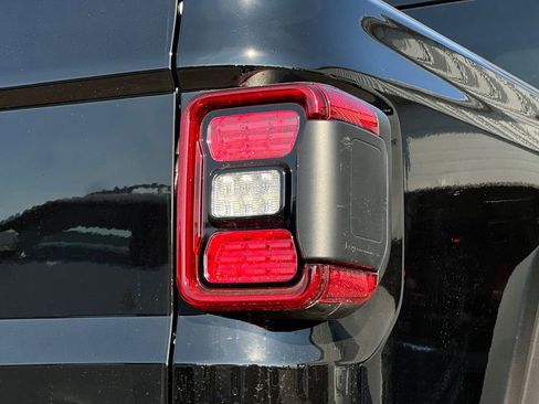 New 2026 Jeep Gladiator Mojave image 25