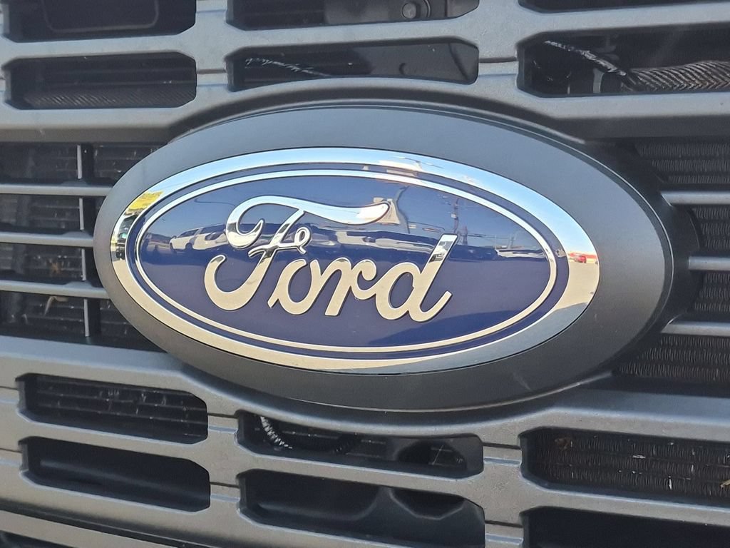 Used 2023 Ford F350 XL AWD/4WD image 27