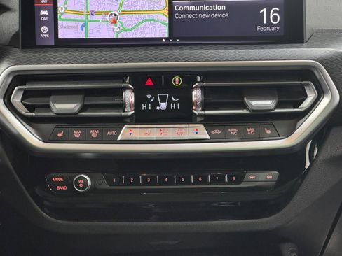 Used 2023 BMW X4 xDrive30i w/ M Sport Package image 17