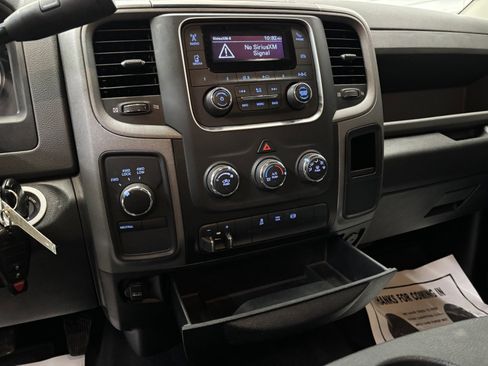 Used 2018 RAM 2500 Tradesman w/ Chrome Appearance Group image 20