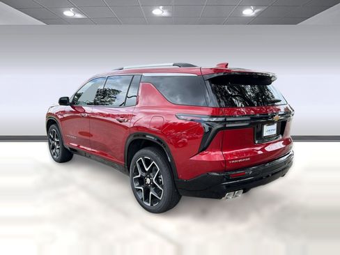 New 2026 Chevrolet Traverse High Country FWD image 3