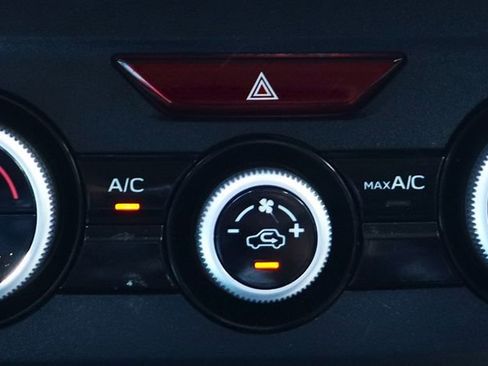 Used 2020 Subaru Crosstrek 2.0i Limited image 43